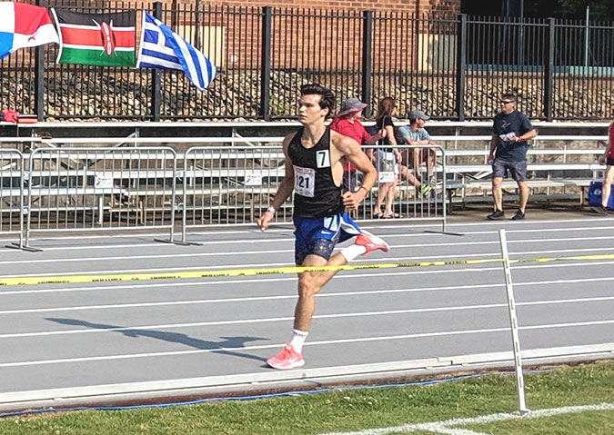 Linder places 3rd in Music City